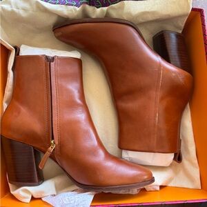 Tory Burch casual 70mm zip up bootie calf leather 9.5